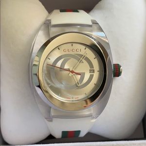 Men’s Gucci XXL watch rubber strap!